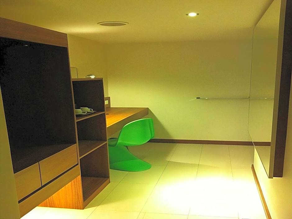 French Hotel