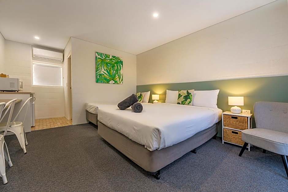 South Seas Motel & Apartments