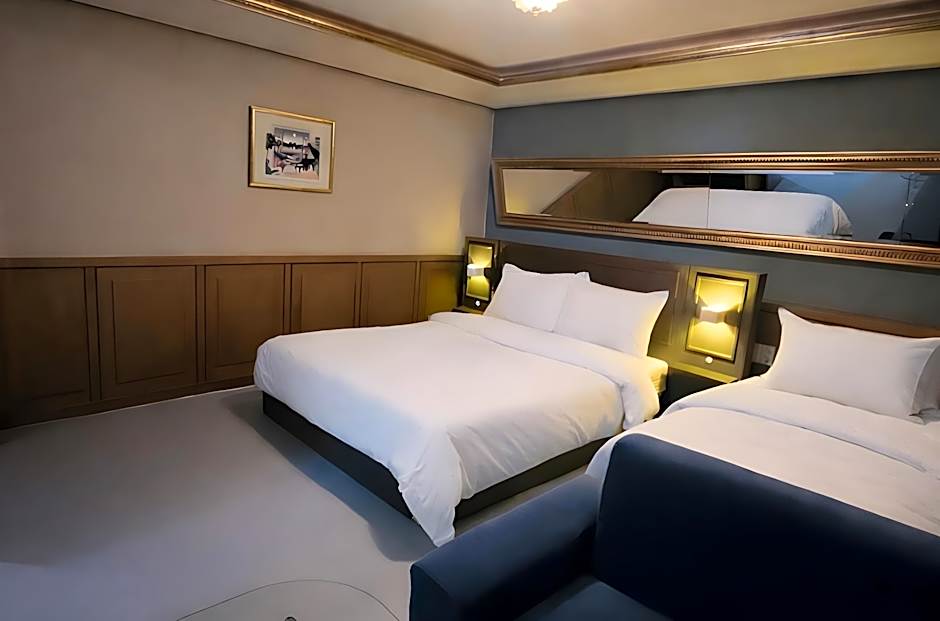 Hotel Busan Station 102
