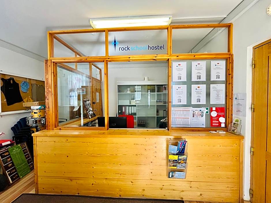 Lagos Central Rock School Hostel ,Algarve