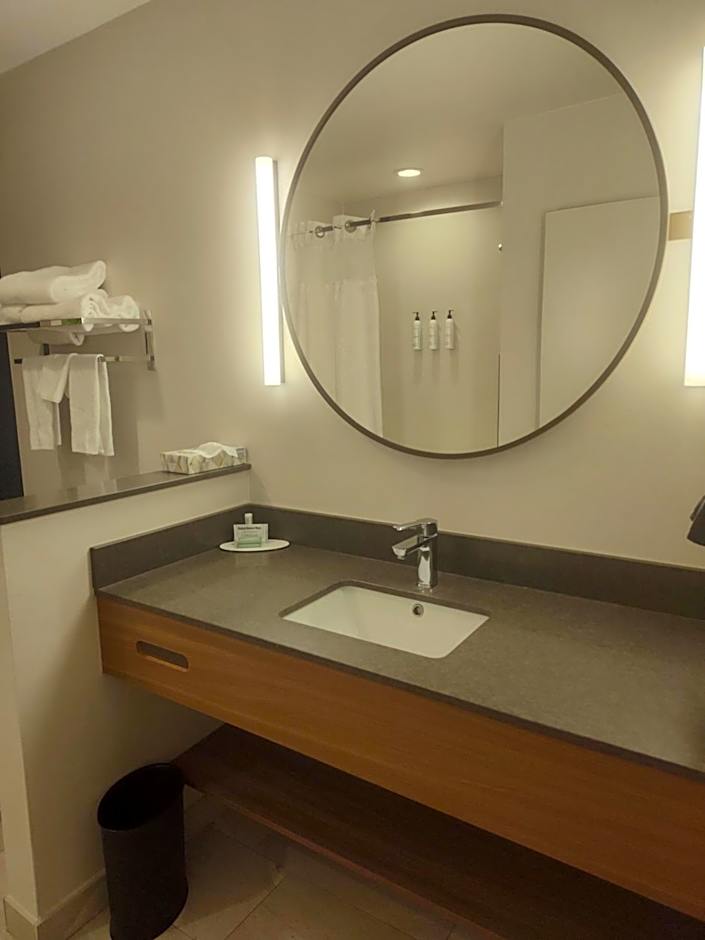 Fairfield Inn & Suites by Marriott Gainesville I-35