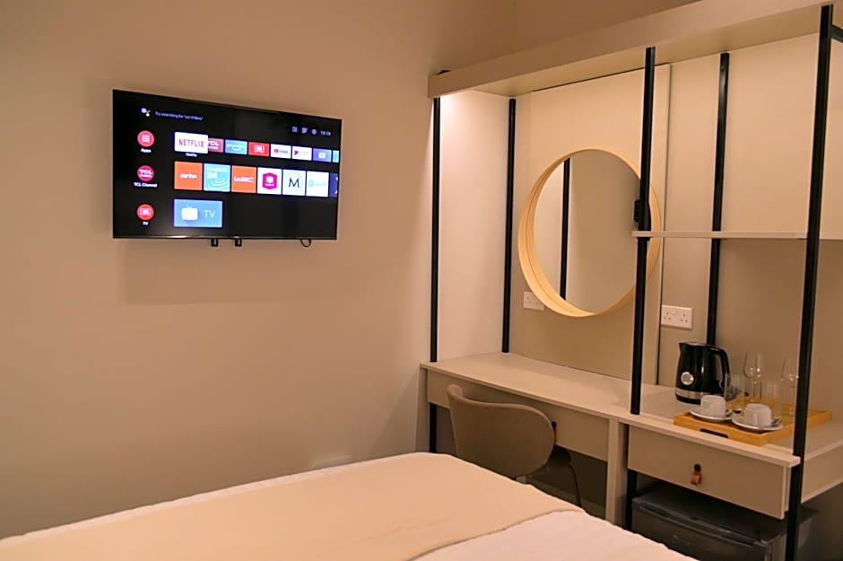 LEONDIANA Boutique Hotel