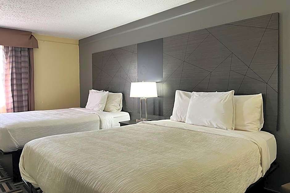 Photo 1 of 9 of 2 Queen Beds