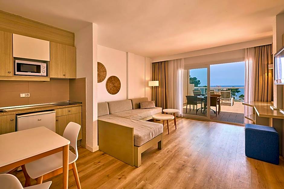 Universal Aparthotel Don Camilo