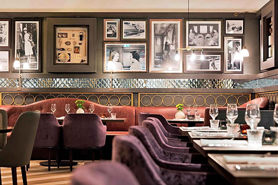 Renaissance® Vienna Schonbrunn Hotel