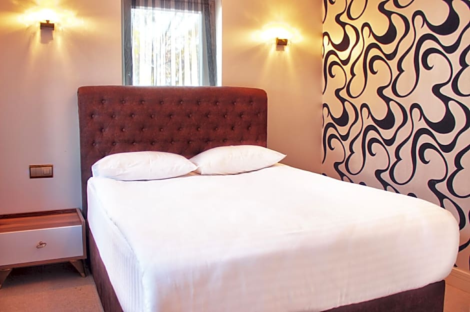 Blackmoon Villa Hotel 