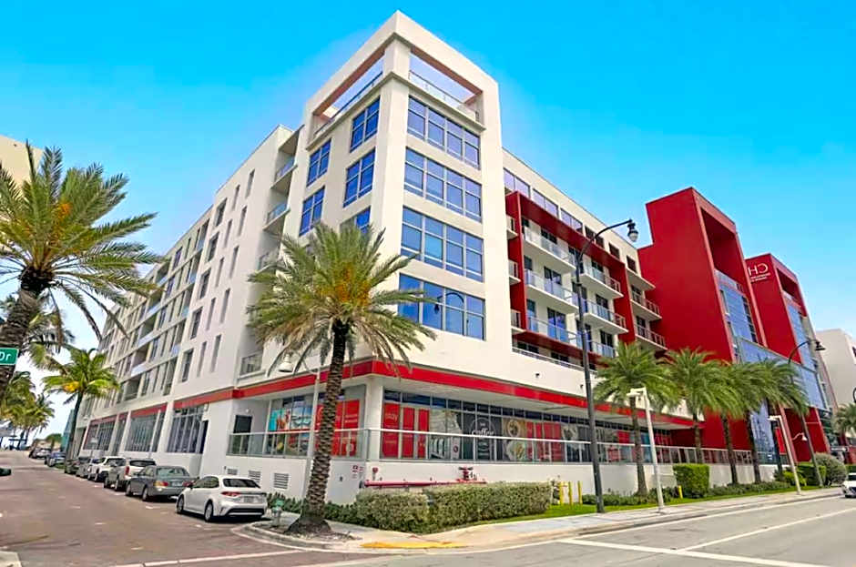 Global Rent Apart - Costa Hollywood