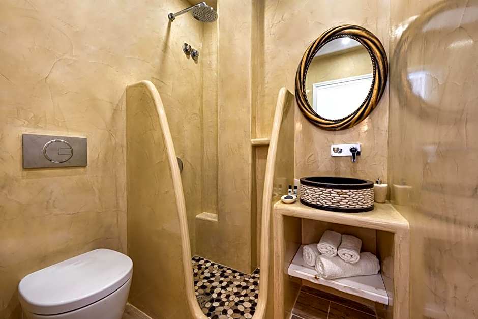 Vinas Place City Center