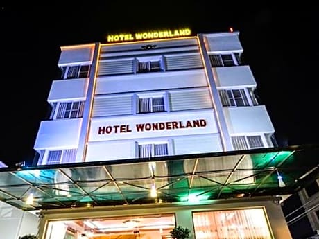 Hotel Wonderland
