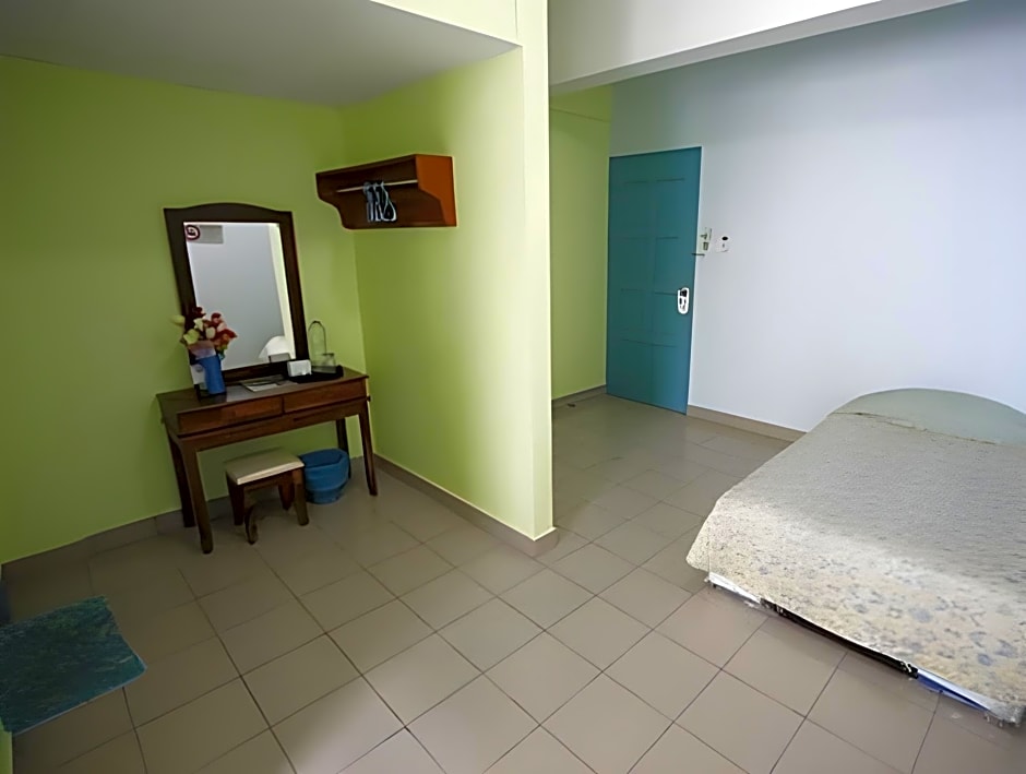 Century Hotel Inanam