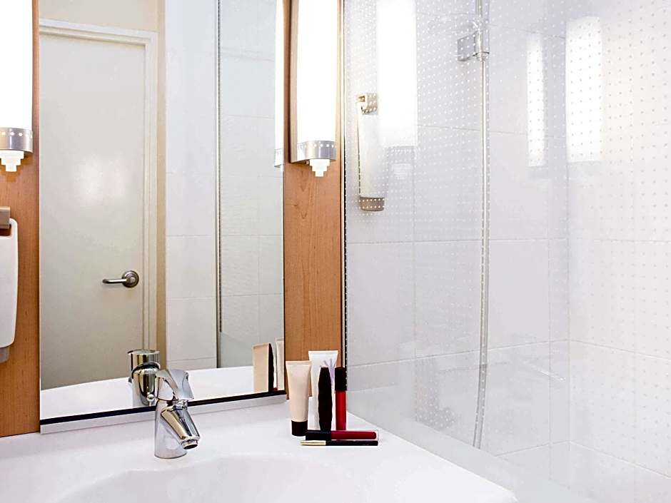 ibis Annecy Centre Vieille Ville