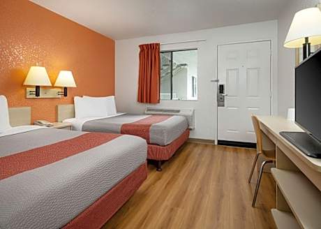 Premium Quadruple Room