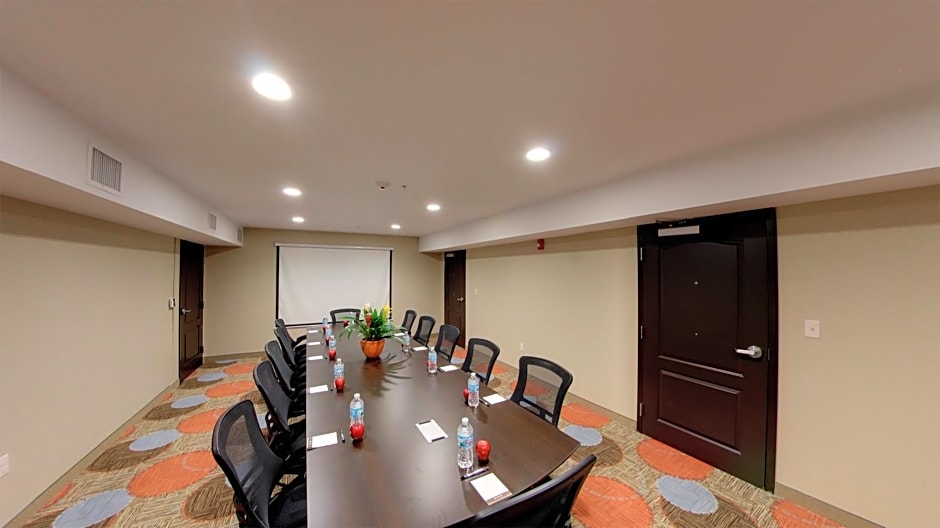 Staybridge Suites Ann Arbor- Research Pkwy By IHG