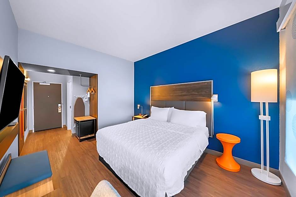 Tru by Hilton Plano East North Hwy 75   