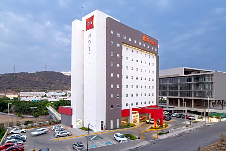 Ibis Queretaro