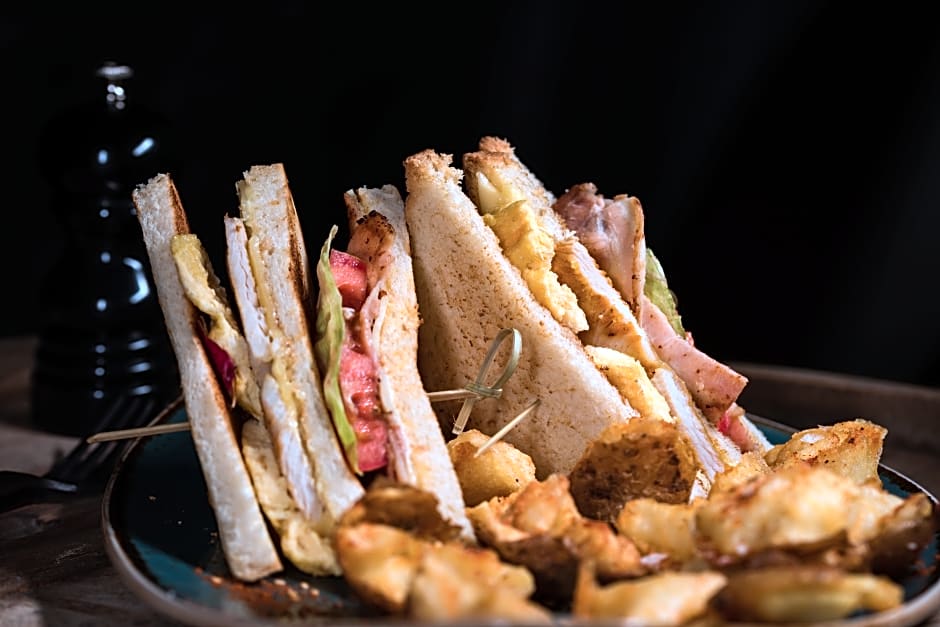 Mythical Blue Luxury Suites