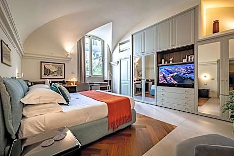 Dimora Collection - Le Corti - Boutique Luxury Suites in a Restored 13th Century Convent, with Sauna and Gym