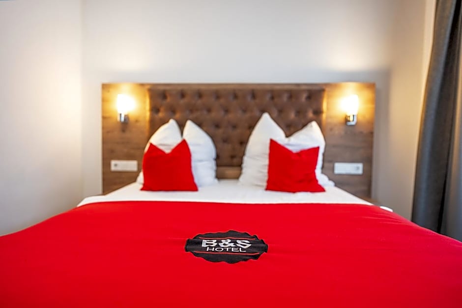 B&S Hotel