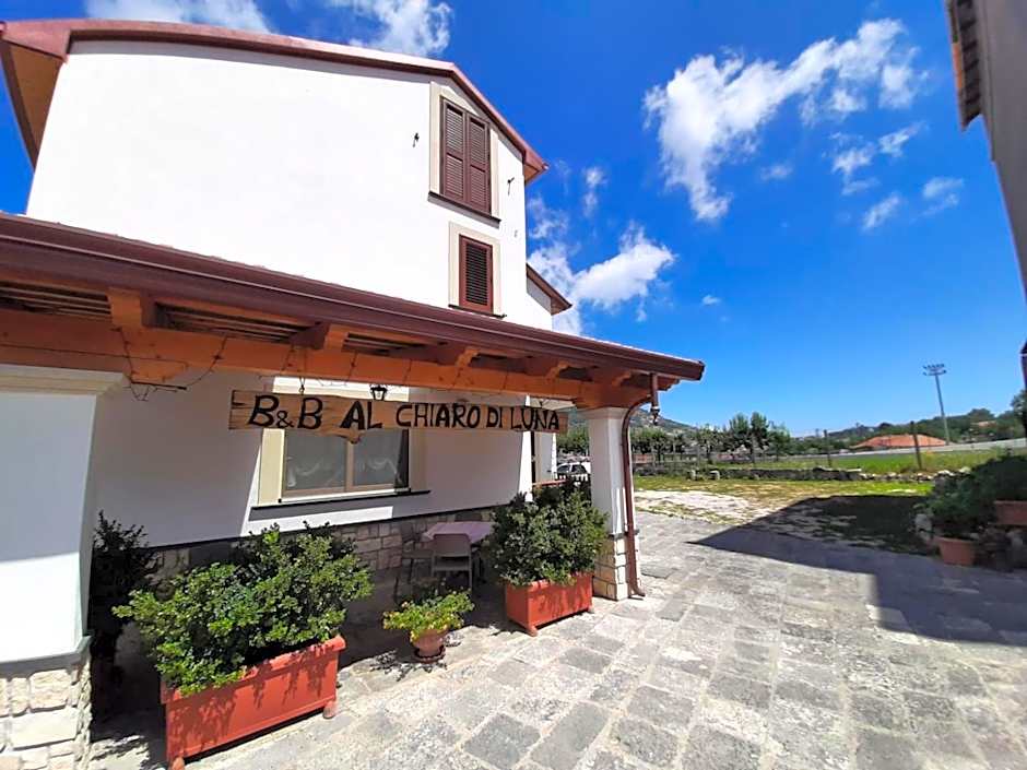 Al Chiaro di Luna