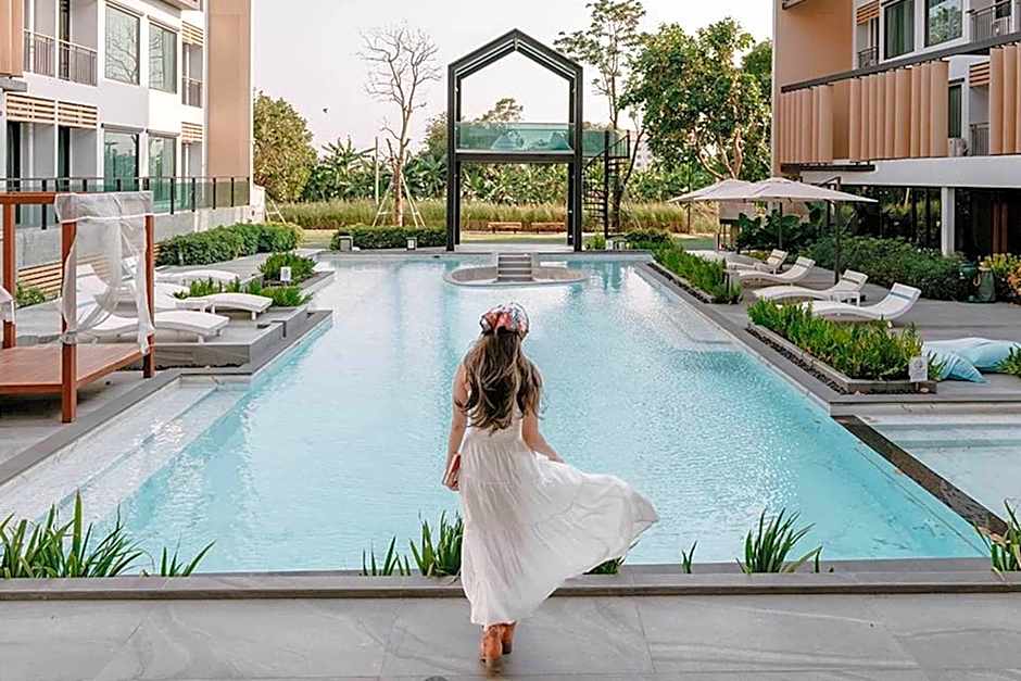 Crystal Srivaree Suvarnabhumi Hotel