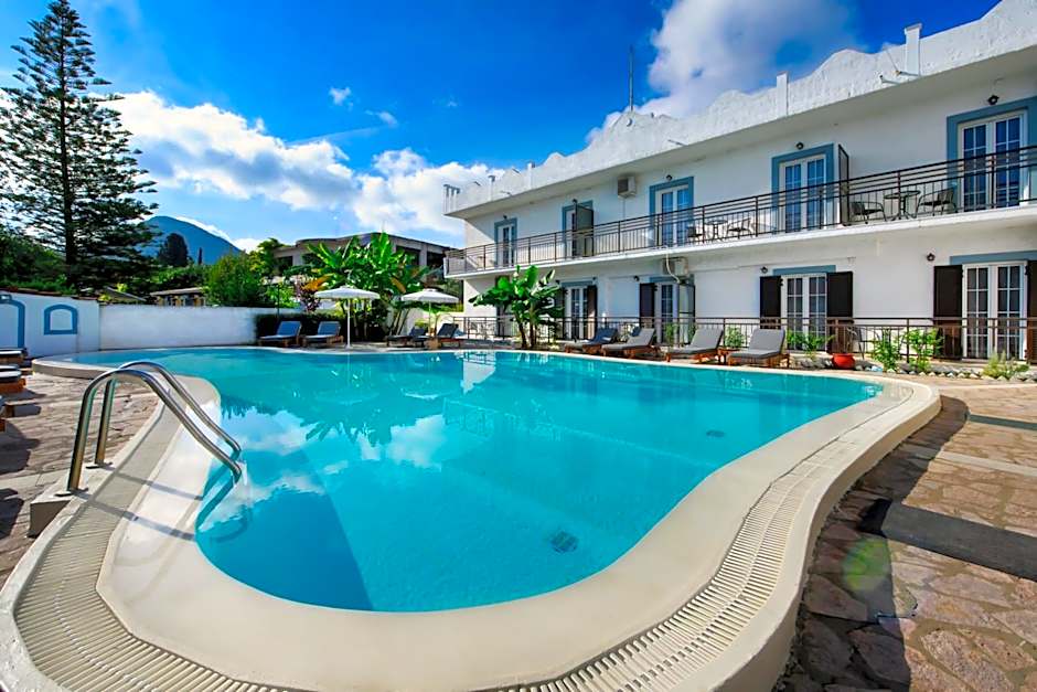 Aquarius Beach Hotel