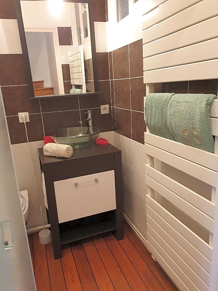 Maison de ville confortable avec cour intérieure