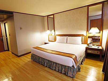 Premier Double Bed