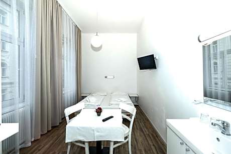 Double Room with Shared Bathroom