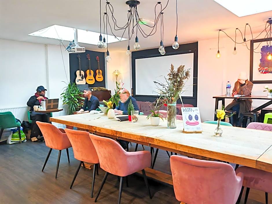 Prime Backpackers Angel