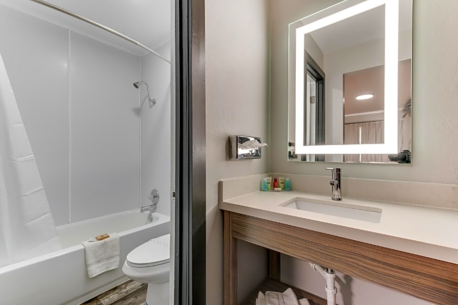 Dolores Mountain Inn