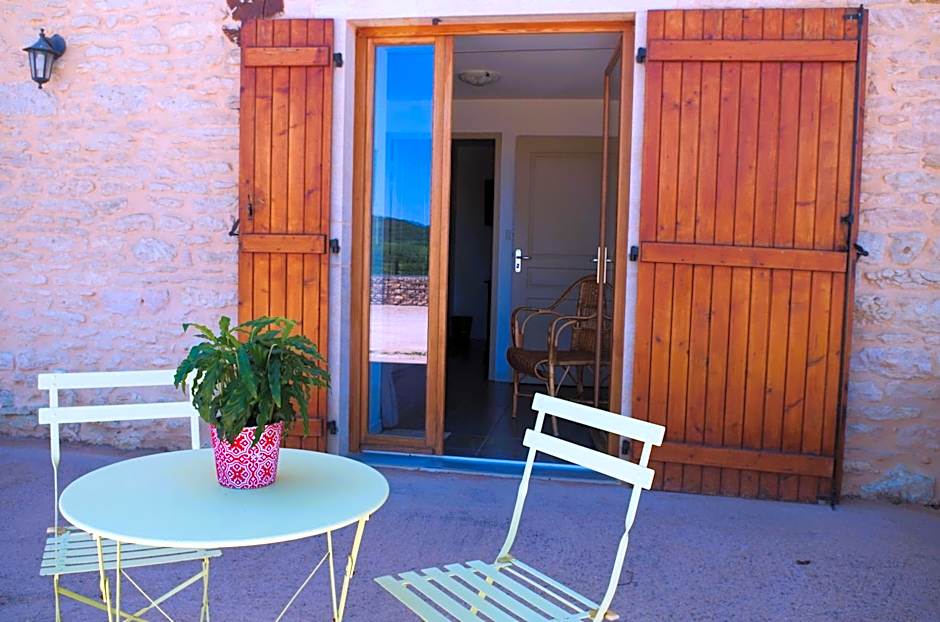 Domaine Joseph LAFARGE Wine Resort B&B
