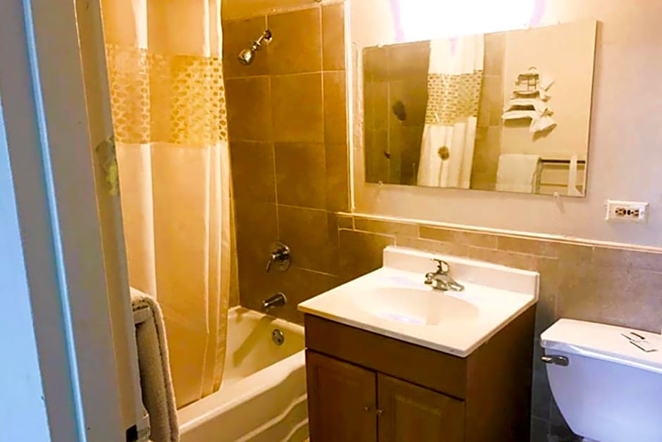 Manor Motel By OYO Near Oak Brook/Chicago Westchester