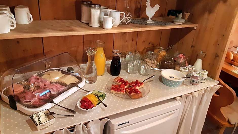 Bed & Breakfast Dolomiti Bey Haus Pinter