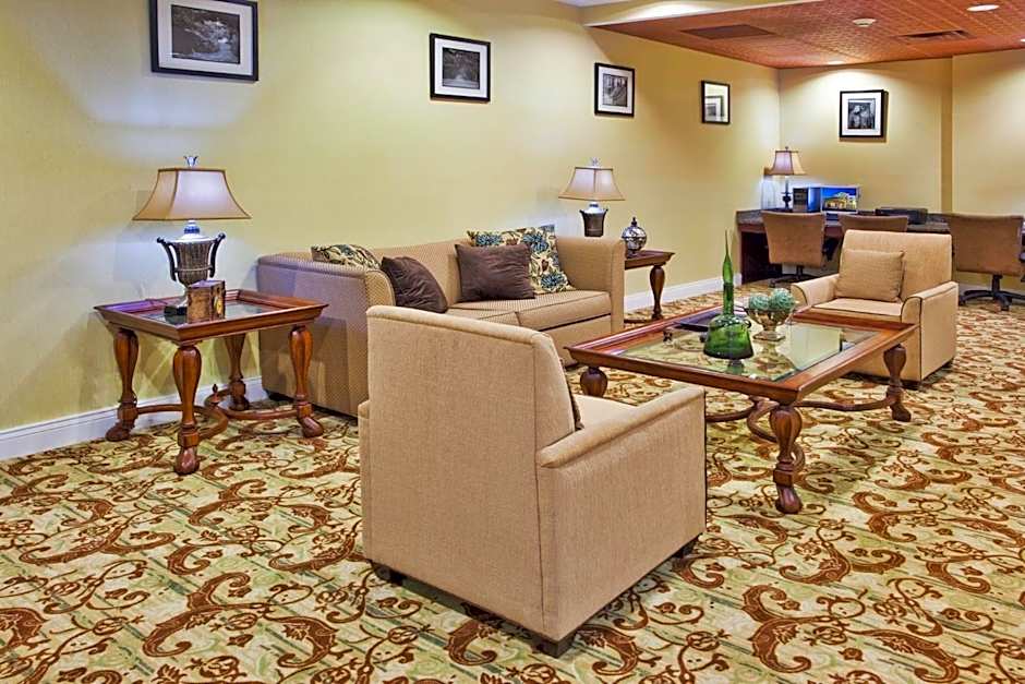 HOLIDAY INN EXPRESS SAVANNAH AIRPORT By IHG