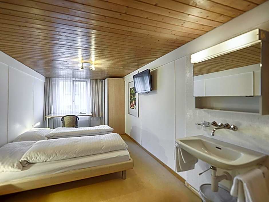 Hotel Weisses Kreuz