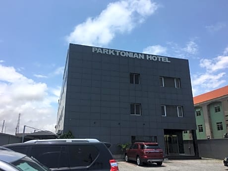 Parktonian Hotel Ikate