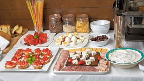 Enalio Suites