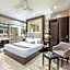 Hotel Emperor Palms