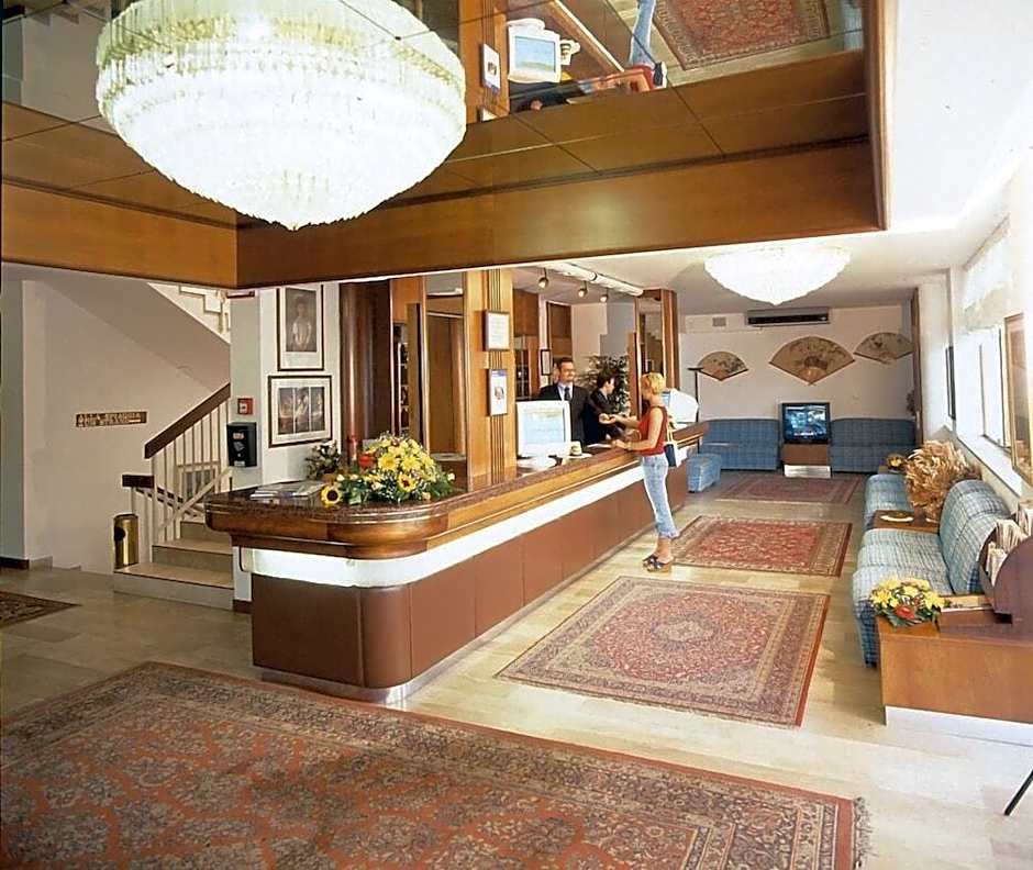 Hotel Heron