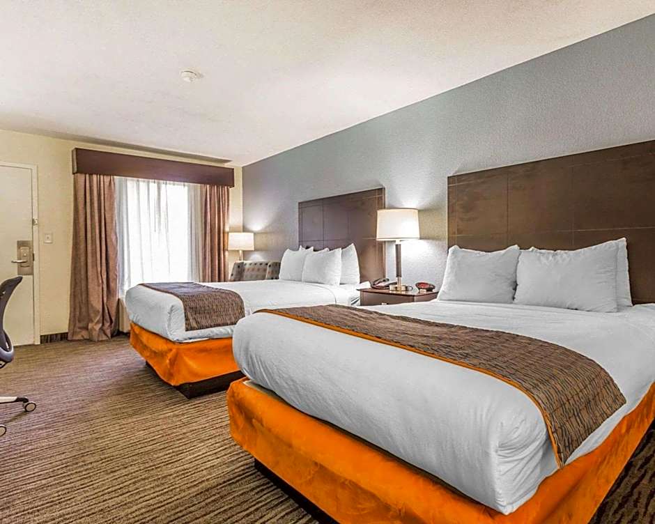 Quality Inn Mt. Pleasant