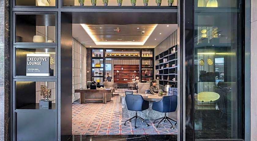 DoubleTree by Hilton Putrajaya Lakeside