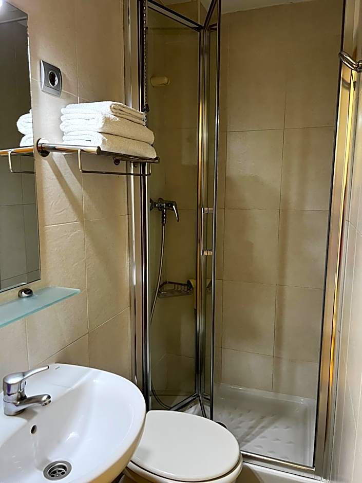 Ciudad Condal Hostal - Paseo de Gracia