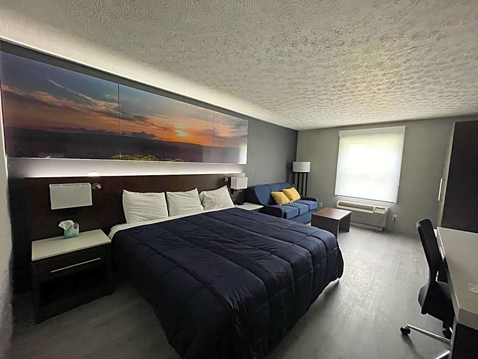 Luxor Inn & Suites, a Travelodge by Wyndham