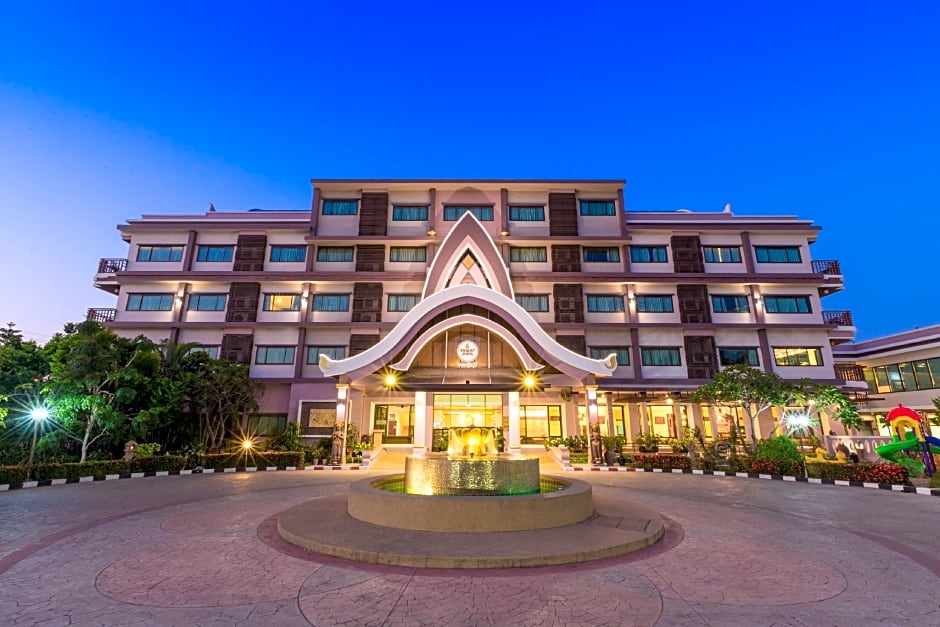 Phanomrungpuri Hotel