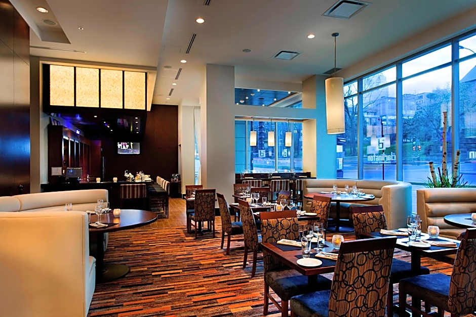 Courtyard by Marriott Montreal Downtown