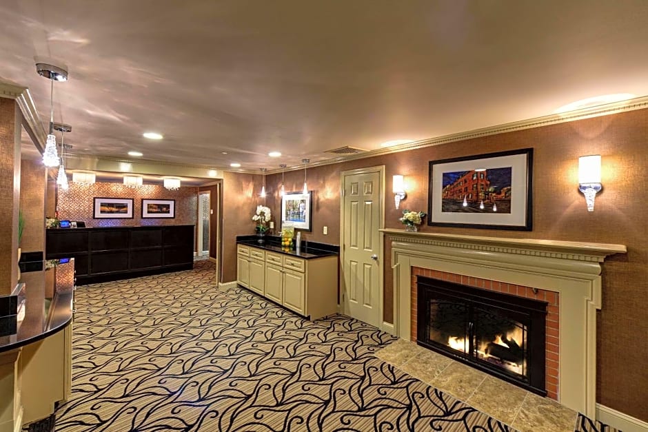 Port Inn and Suites Portsmouth, Ascend Hotel Collection