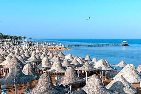 Parrotel Beach Resort