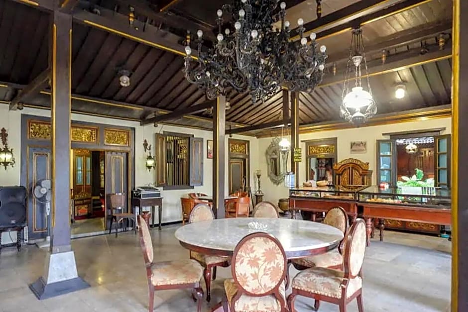 Cakra Homestay Solo Mitra RedDoorz