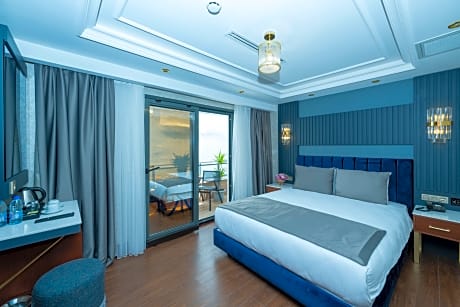 Luxury Double or Twin  with Terrace