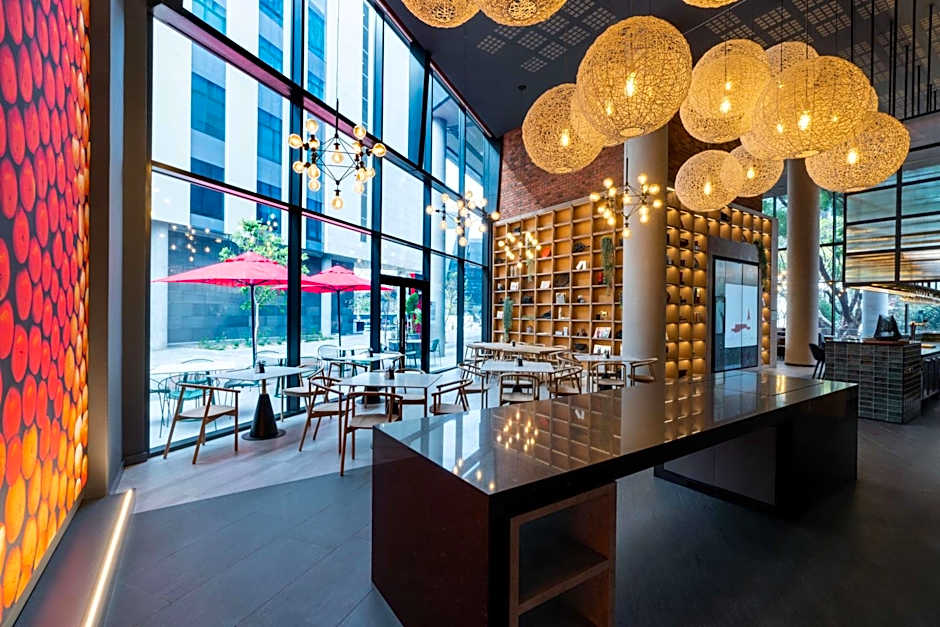 Radisson RED Hotel, Johannesburg Rosebank